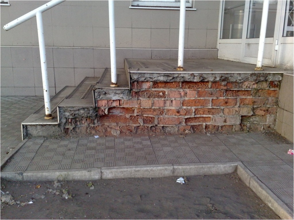 разрушеннное крыльцо 1.jpg